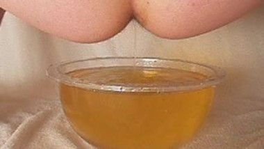 My hairy pissing pussy