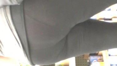 Thin leggings pawg milf pink panties