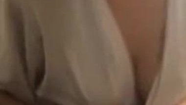 Gabi Encina Flashing Hand Bras