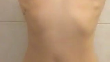 Fitness babe washes her gorgeous body