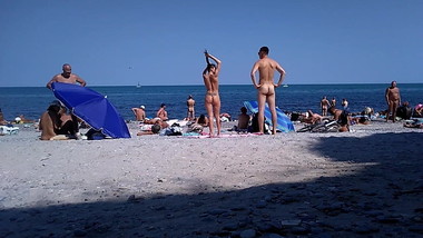 nude teen in the nude beach