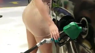 Despachando en gasolinera