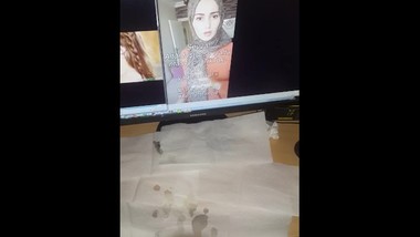 Turkish Hijab Turbaned CumShot