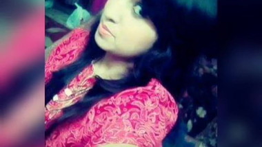 Pakistani Pindi Girl Anum Suhgraat Fuck and stripped in Red