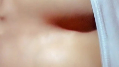 Foreigner girl self enjoying and seducing