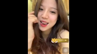 Teen girl sexy show boobs Uplive