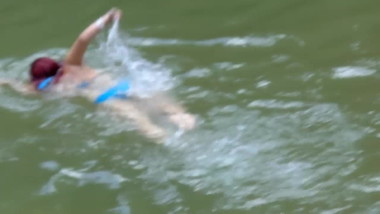 Sexy Girl Swim In the Pool