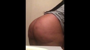 Baby sis said she gettn thick