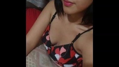 Araguari-Mg Putinha bunduda