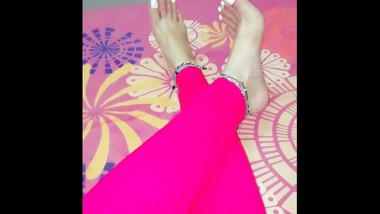 Feet jerk