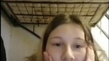 Sara Petryshyn Periscope snow bunny