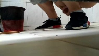 School boy hidden mast - toilet undrestall cam