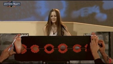 Avril Lavigne Tickle Fake short edit