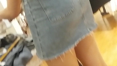 quick short jeans uppie no face :(