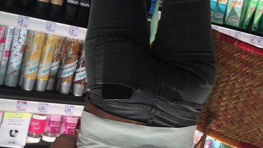 Geiles Teen Voyeur Ass