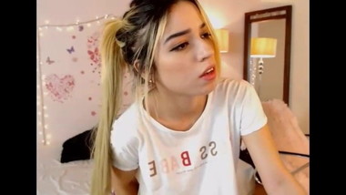 Teen Julietta 01 Hard body