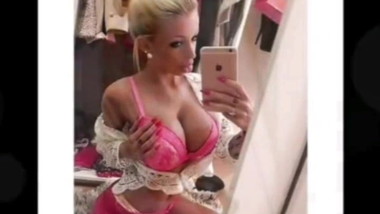 Jerk off on Katja Krassavice