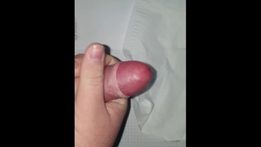 18 YEAR OLD TEEN MASTURBATING, HUGE CUMSHOT 1080P 60 FPS