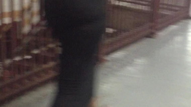 Jiggly ass booty walking