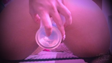 BIG BOOTY fishnet girl masterbating