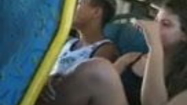 Gostosa de mais no onibus 1509 bh