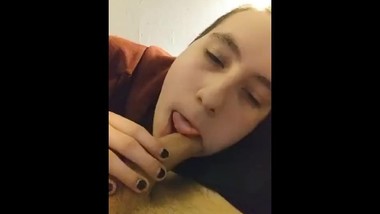 Teen Deepthroat Cumshot