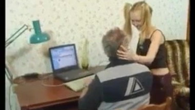 HYE Grandpas Lovely Little Pigtailed Girl !