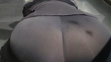 blondes spread ass pt 4