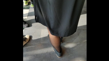 Black tights in the queue