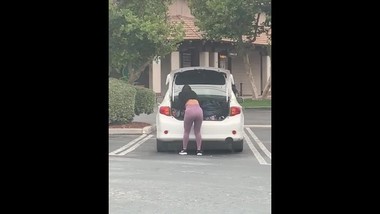 I saw this teen in leggings and I had to record that ass