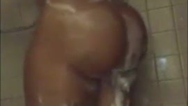 Slim wit a Phat Booty