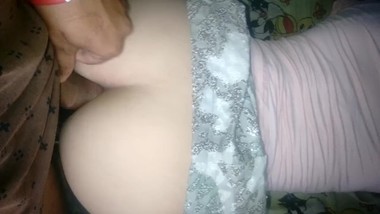 branquinha rabuda gosta no cuzinho