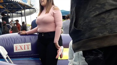 BIG TITS chubby girl