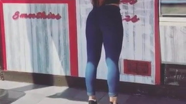 Big ass teen jeans pulled down