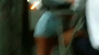 Capuzinho da novinha no shortinho