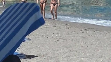 Mother and daughter at the beach I