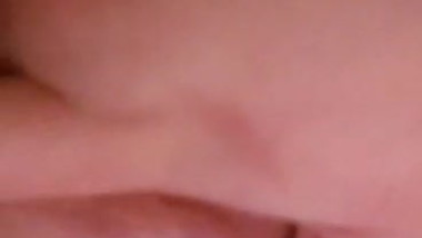 Pensa a me e mi manda video su whatapp