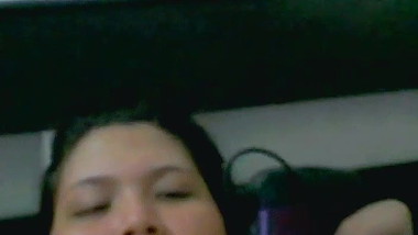 Amateur Teen BBW Knows How To Spread That Big Pink Pussy