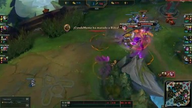 chica es cojida por tentaculos