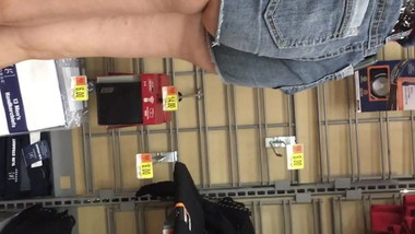 Cheeks out pawg again she wus on to me fr